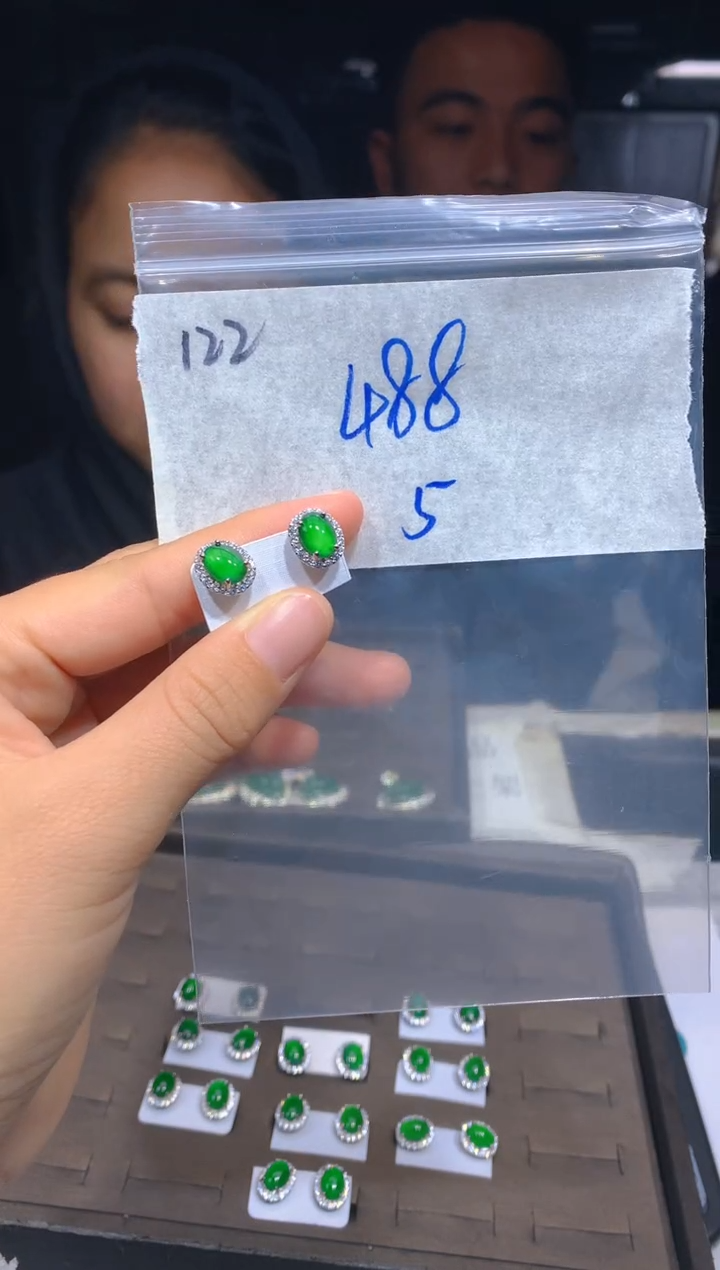 【闪购商品】定制翡翠未镶嵌122耳钉多样性拍一发一毛货定制抛光