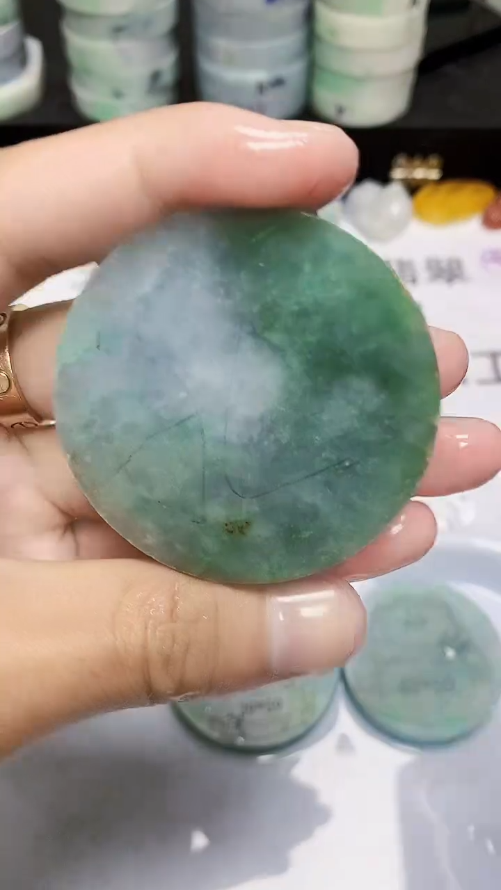 翡翠裸石缅甸天然翡翠A货S825