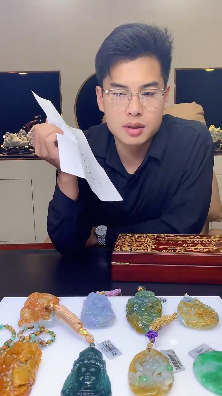 【闪购商品】定制翡翠未镶嵌1002xx-毛货挂件3