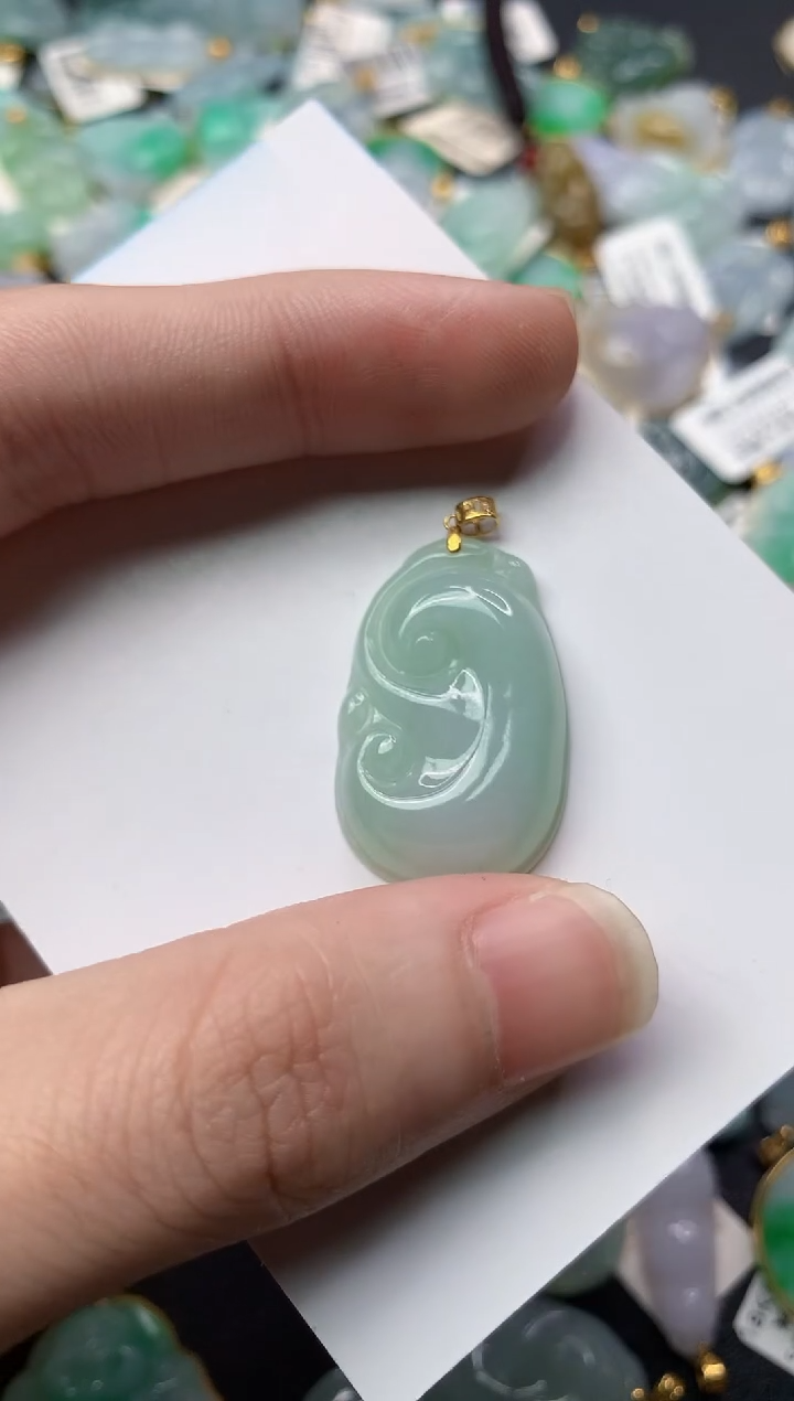 【闪购商品】翡翠颈饰18K金镶嵌6...........