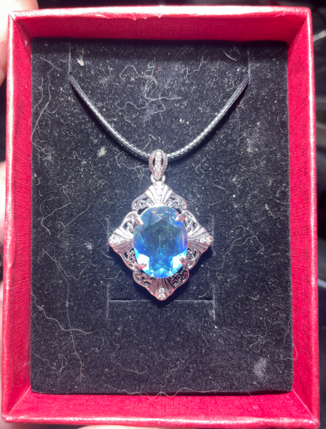 天然时尚海蓝宝吊坠