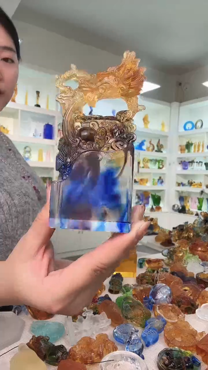 手工艺品琉璃龙行天下彩