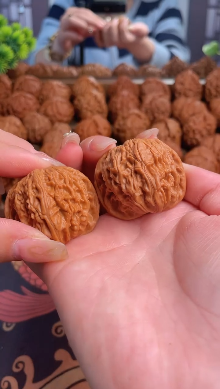 【闪购商品】文玩核桃把件S37号41尺磨盘