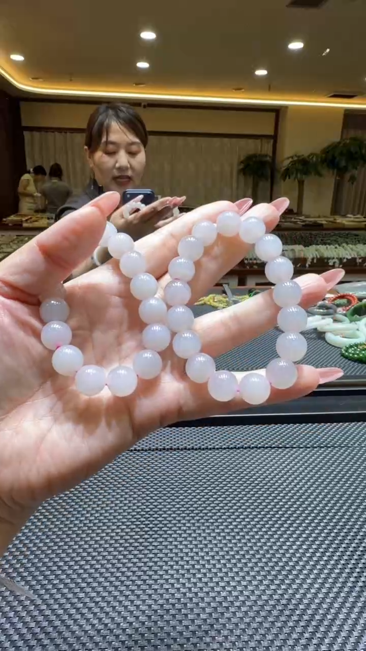 颈饰未镶嵌和田玉手串12mm（多样性，发一）