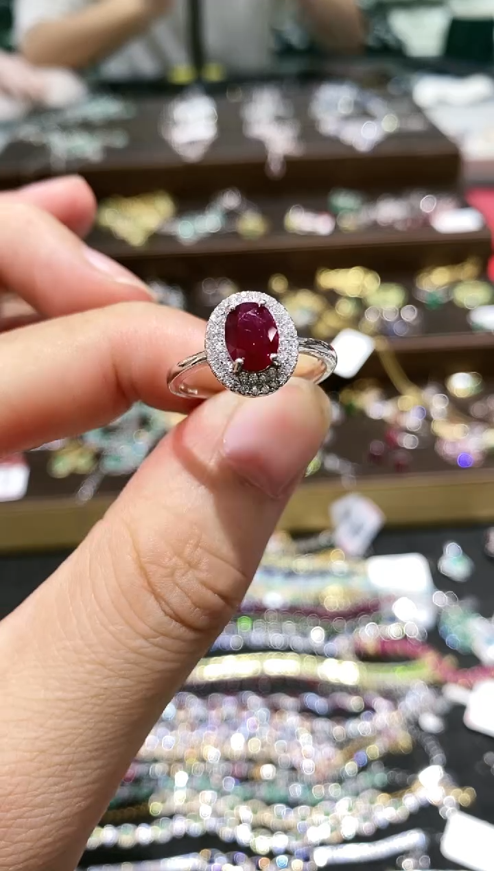 【闪购商品】红宝石戒指银S925镶嵌戒指