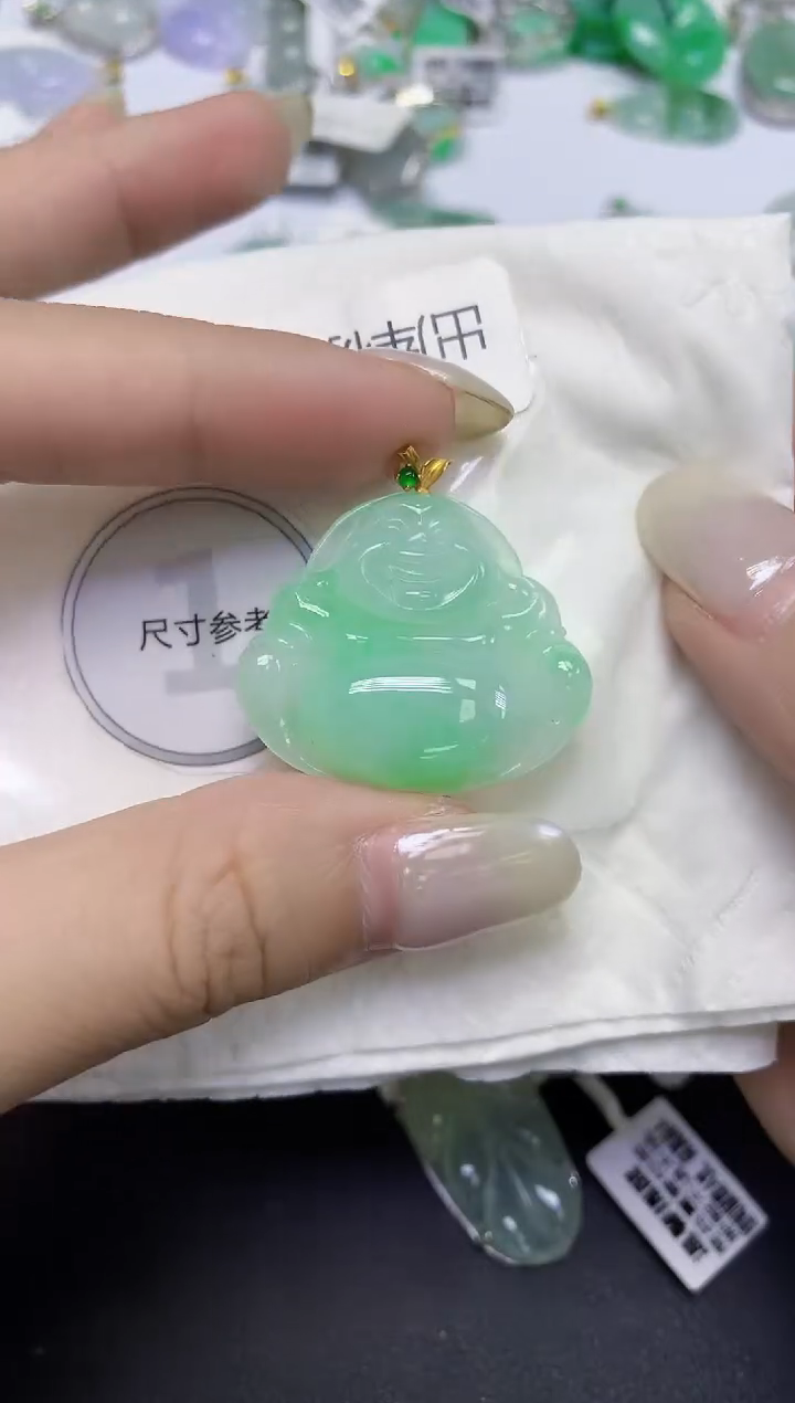 颈饰18K金镶嵌翡翠天然缅甸翡翠A货百元以上9元证书费自理