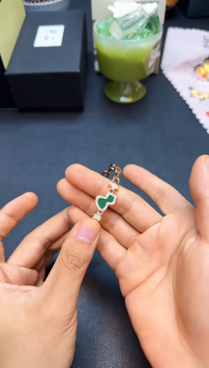 瓷片全新正品一件不留@@WE1256