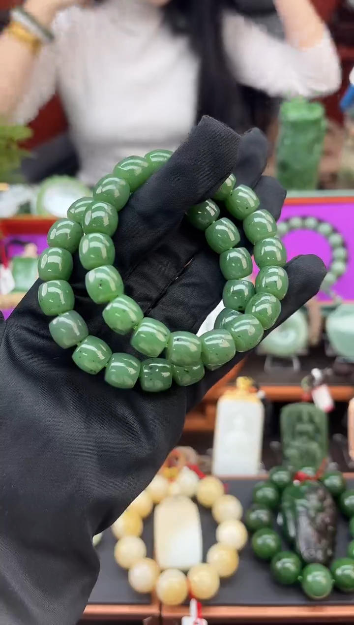 未镶嵌手串和田玉董小姐推荐 多样性发货 拍一发一by12