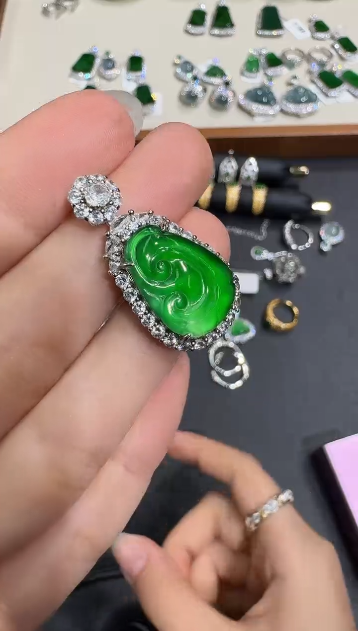 颈饰银S925镶嵌翡翠X1106-1822-191