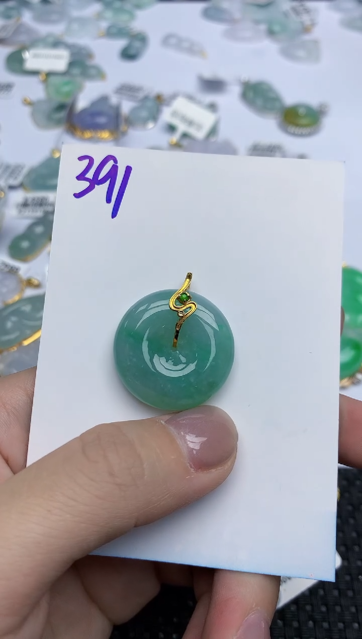 【闪购商品】翡翠颈饰18K金镶嵌天然翡翠A货