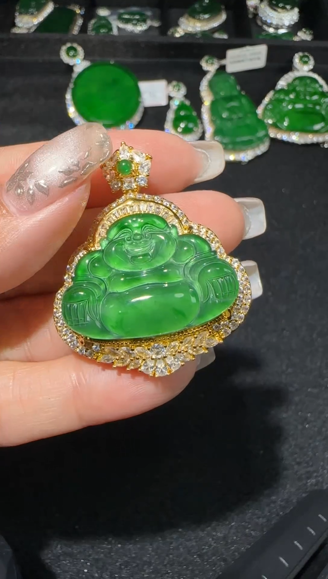 【闪购商品】翡翠吊坠(赠链)未镶嵌多样性发货拍一发一