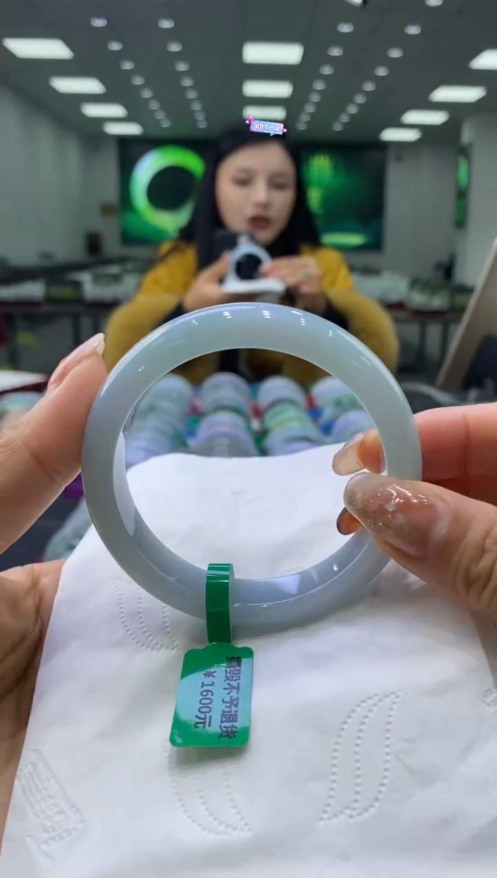 未镶嵌手镯翡翠小**福00002349