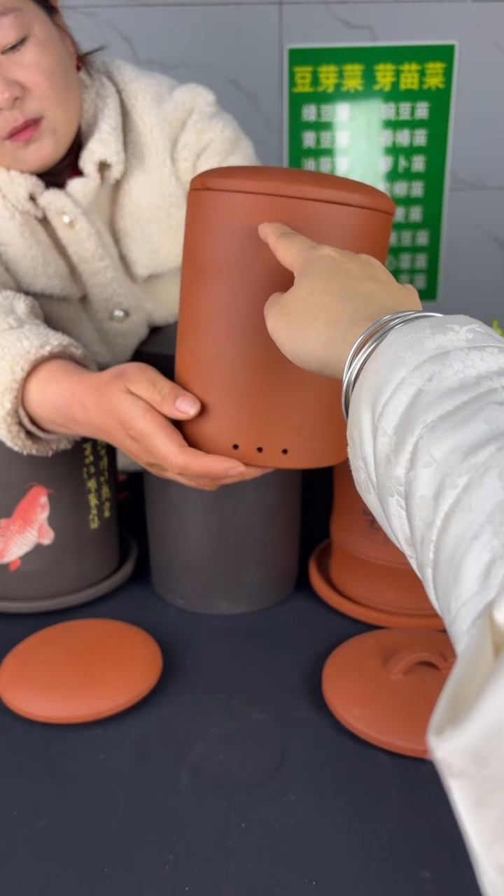 【闪购商品】紫砂中式小号直筒红泥 塑料托