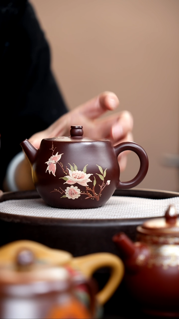 茶壶紫砂紫脂泥石鼓泥绘三花