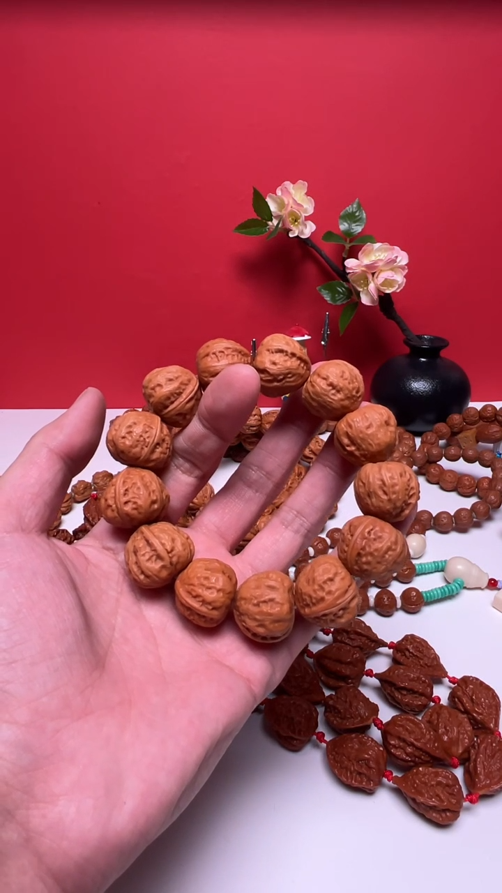 【闪购商品】文玩核桃手串野生小核桃