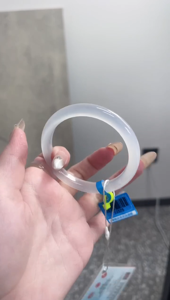 【闪购商品】玛瑙/玉髓手镯未镶嵌56圈