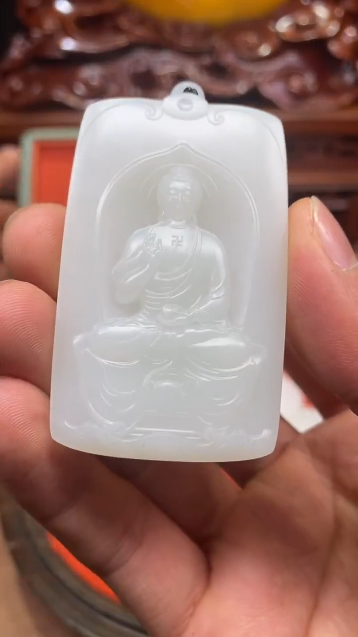 未镶嵌和田玉挂件陈****.和田玉