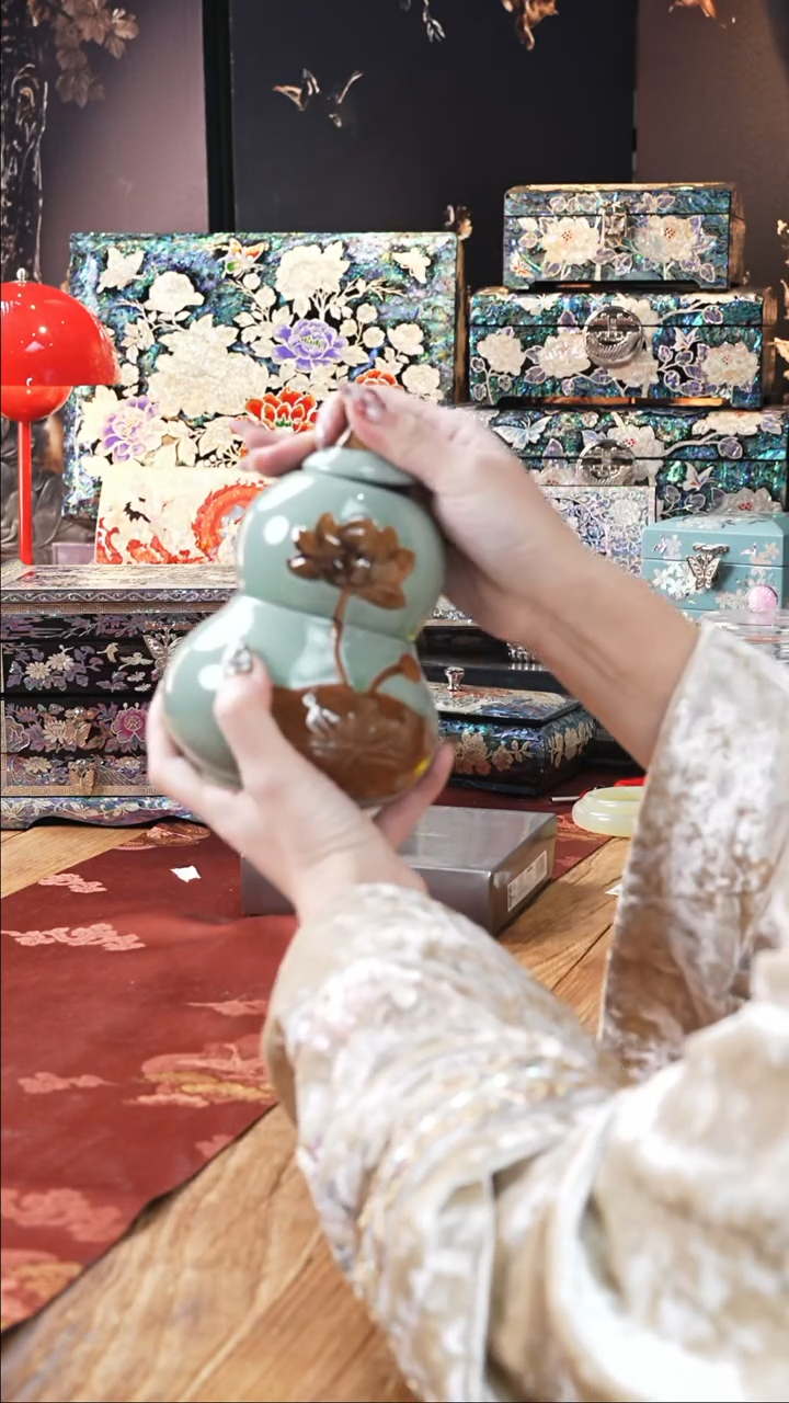 【闪购商品】瓷片豆包儿推荐饰品摆件