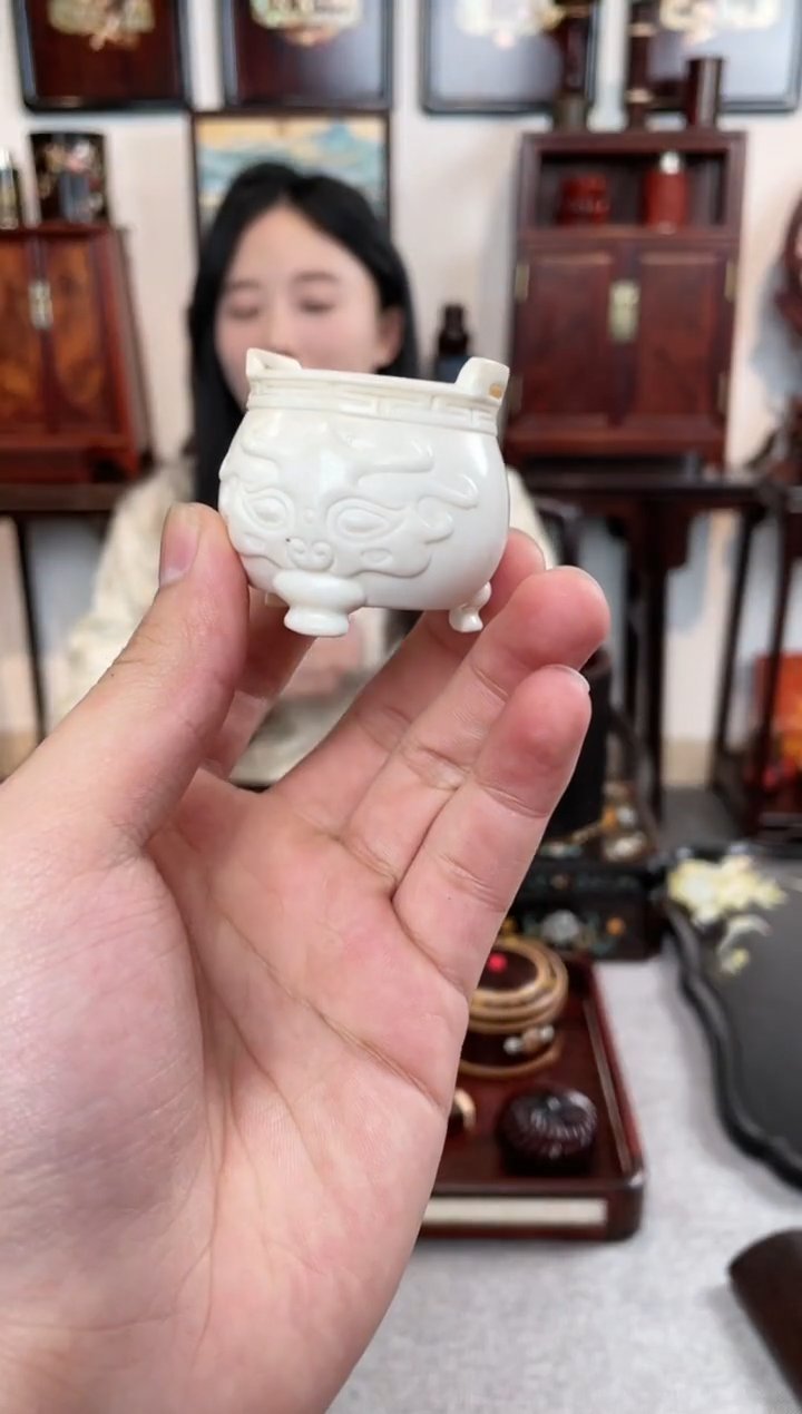 【闪购商品】紫檀木类成套家具香炉