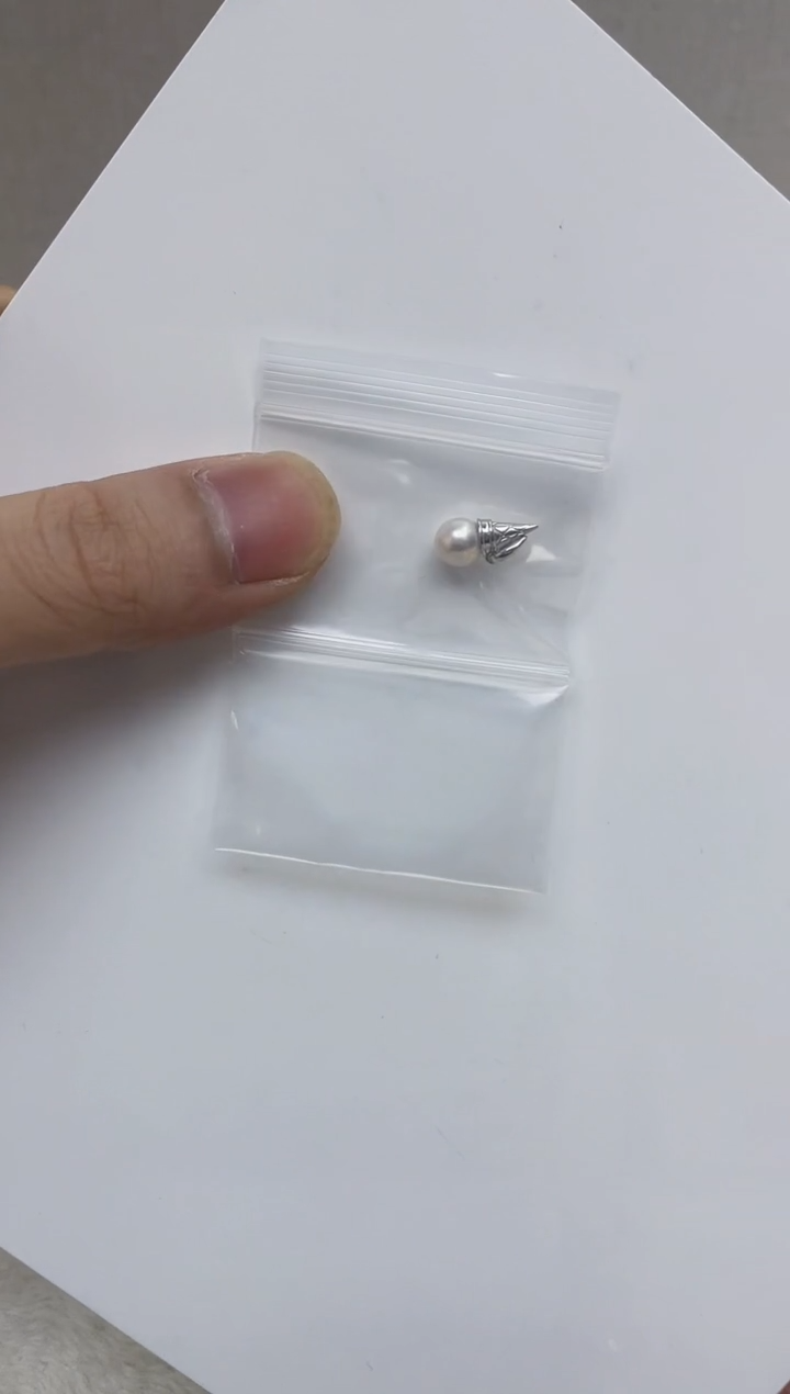 颈饰银S925镶嵌海水珍珠  