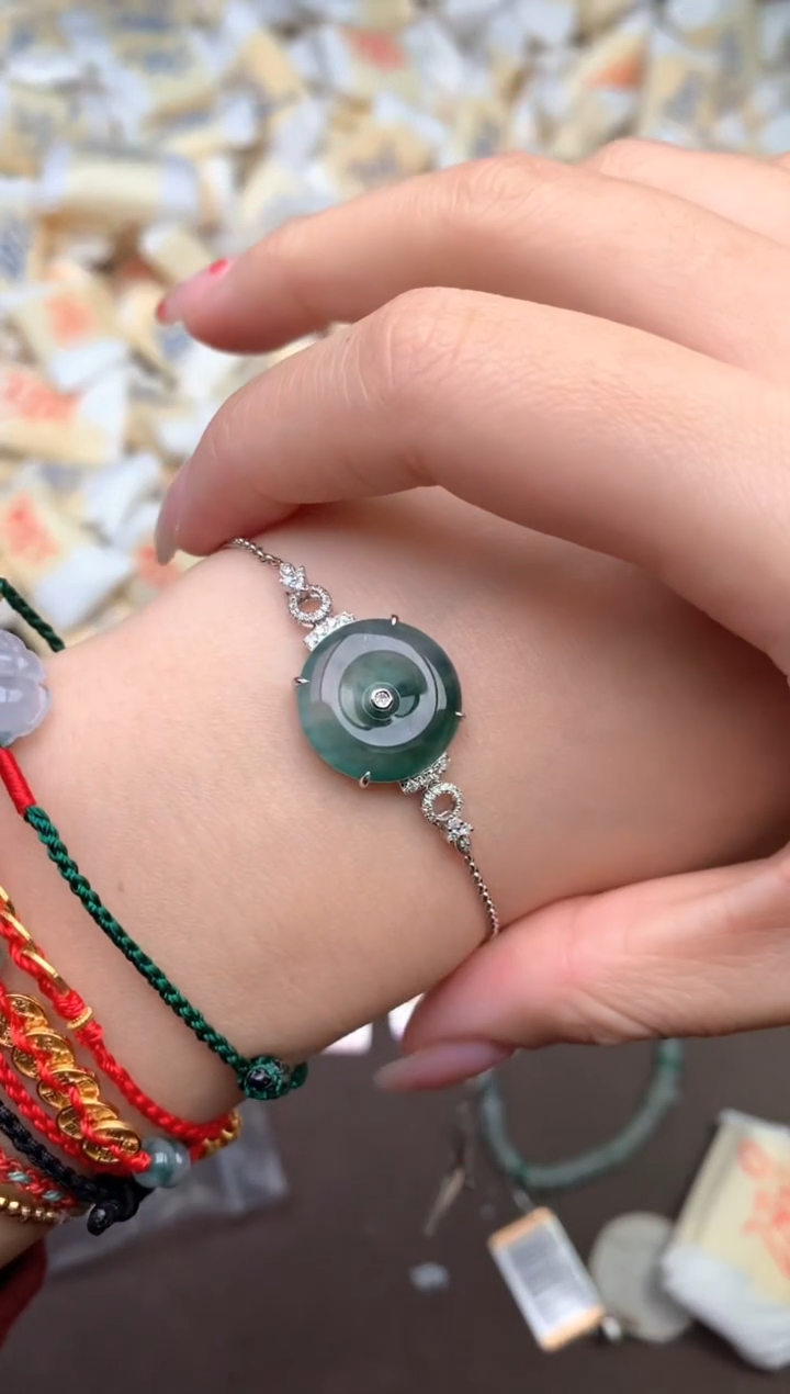 【闪购商品】翡翠手链18K金镶嵌一