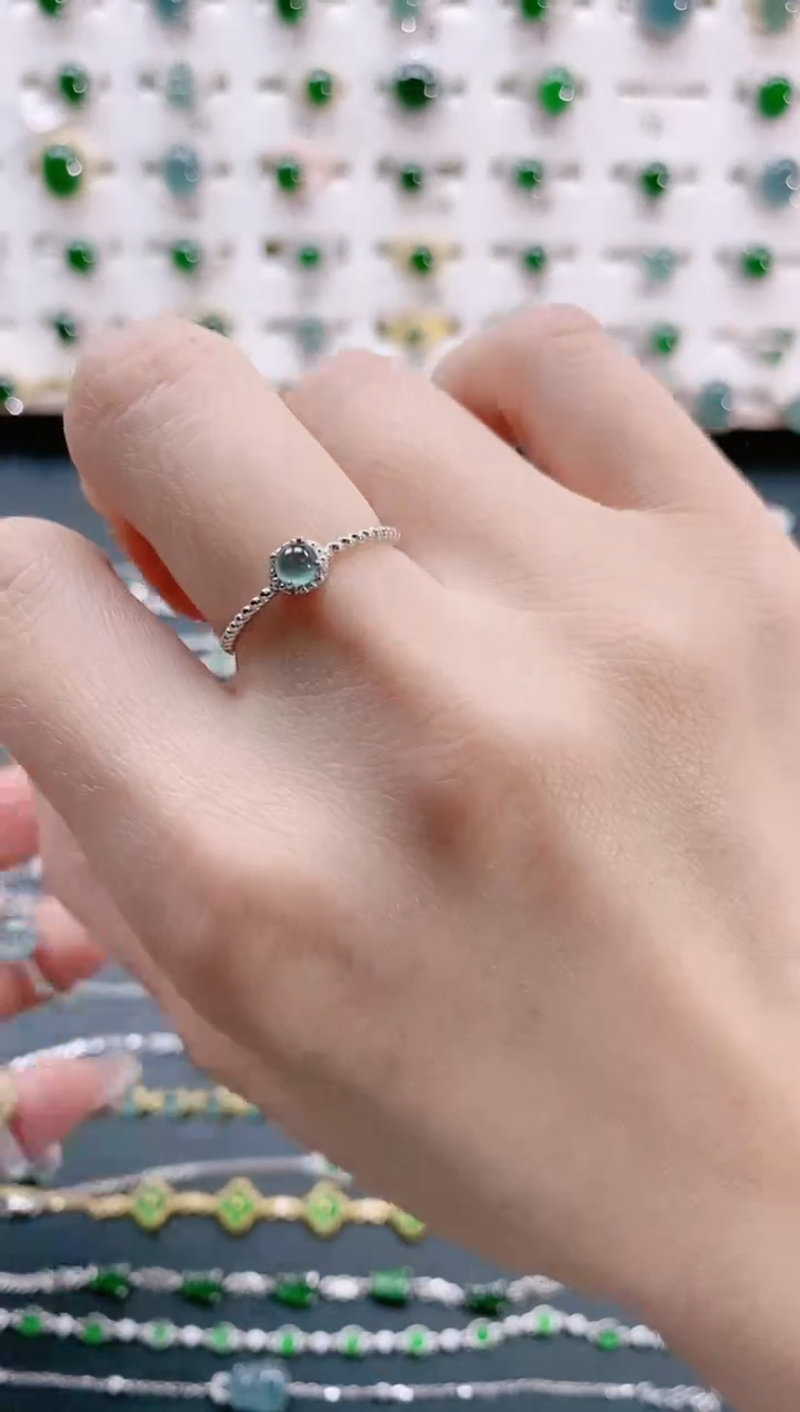 【闪购商品】翡翠戒指银S925镶嵌天然翡翠