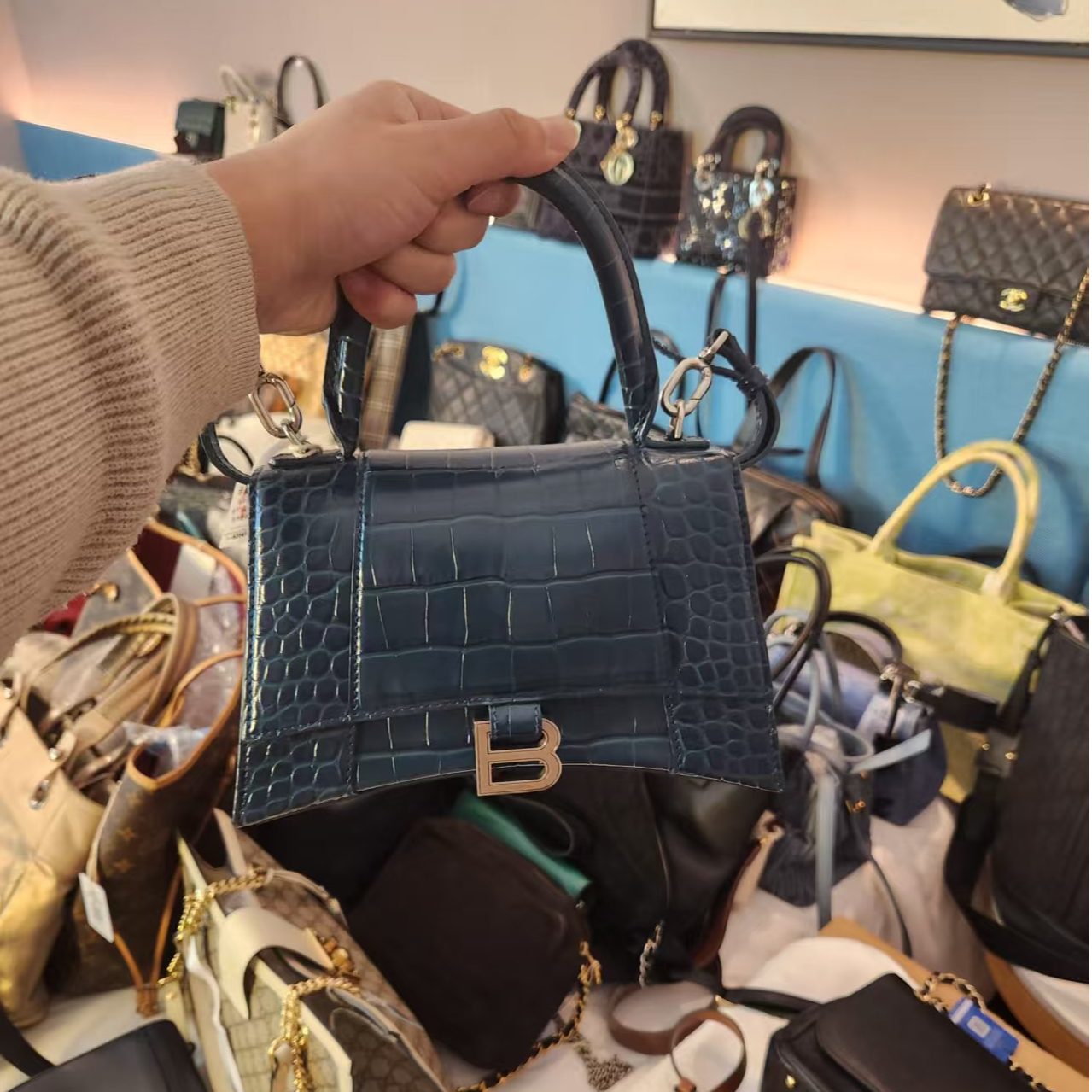 95新 Balenciaga/巴黎世家 沙漏鳄压手提包/云海包展放大漏