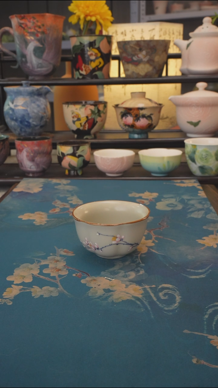 福利 梅花花口杯带开片