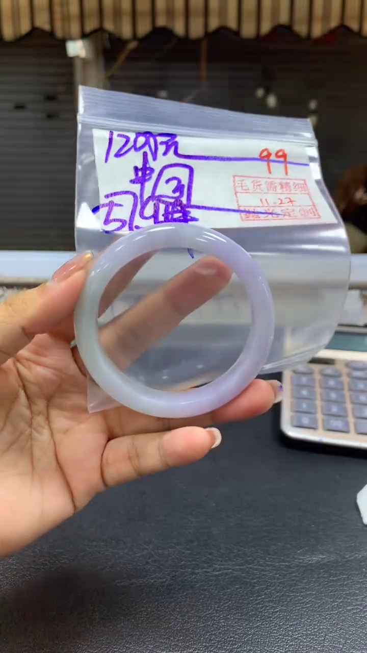 未镶嵌定制翡翠中****?毛货需精细抛光+拍一发一+99