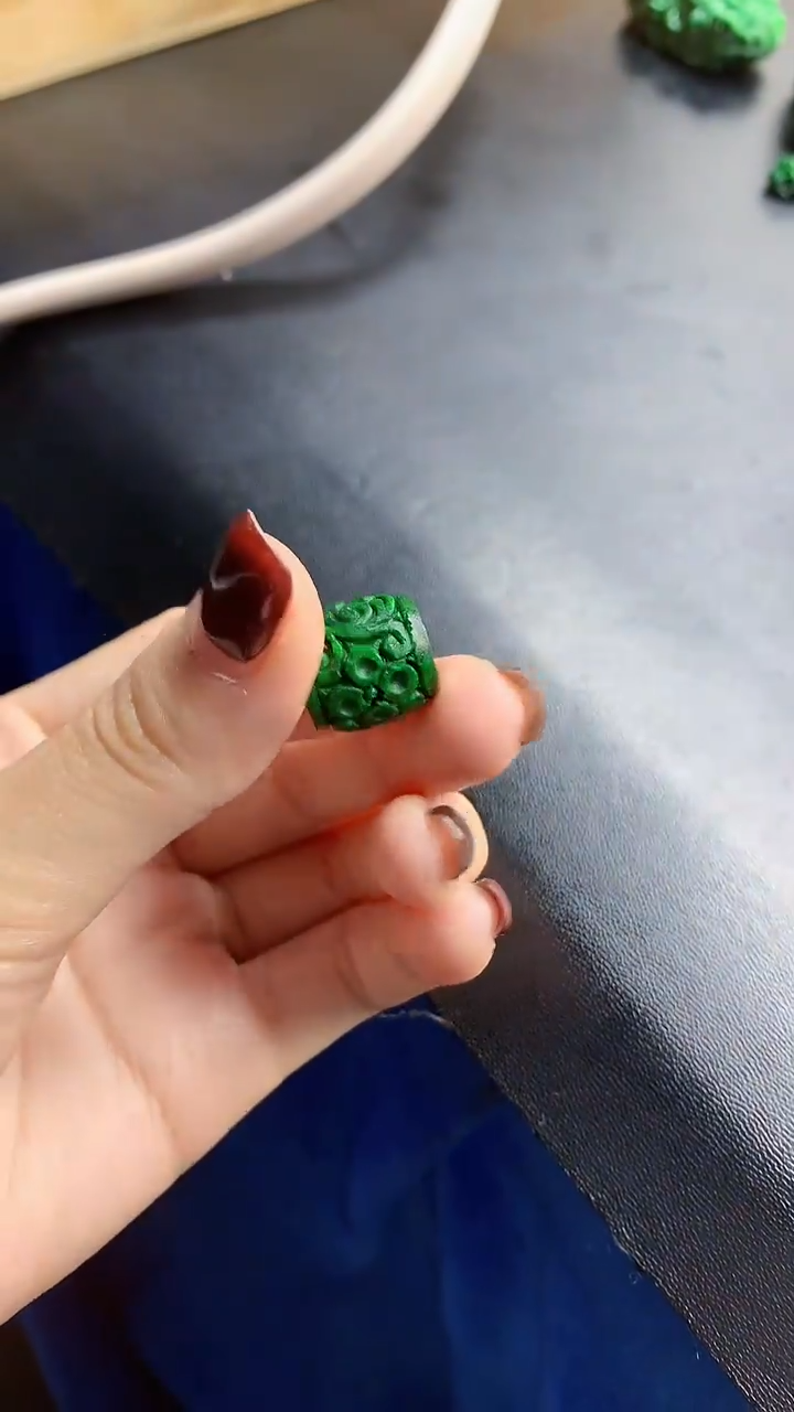 颈饰未镶嵌翡翠天然缅甸翡翠A货