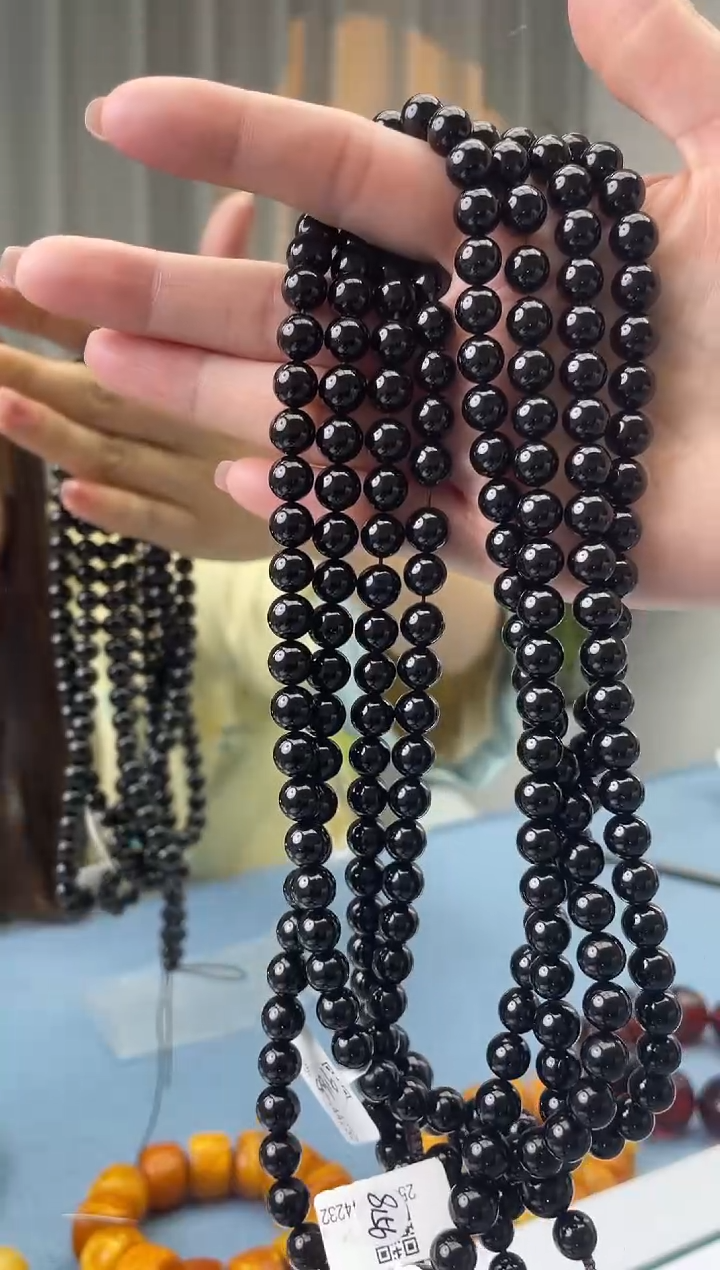 【闪购商品】琥珀珠宝奇石未镶嵌假一罚十，多样性发一件034.8