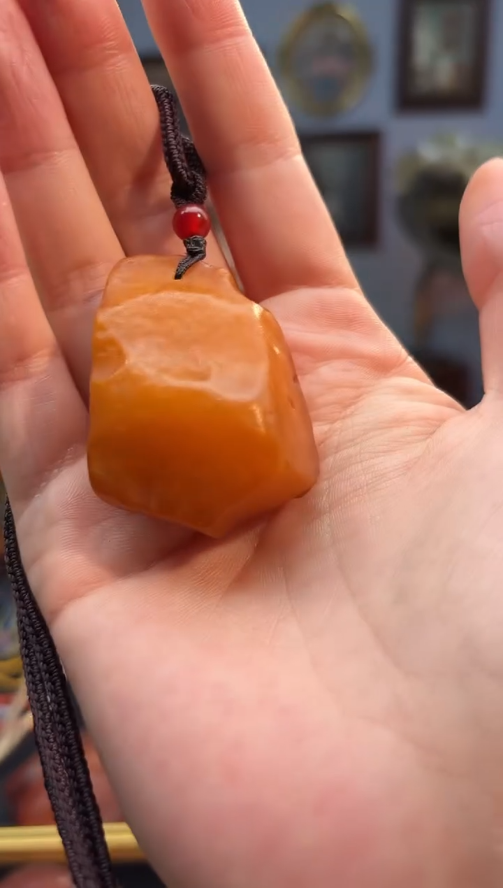 琥珀颈饰未镶嵌吊坠