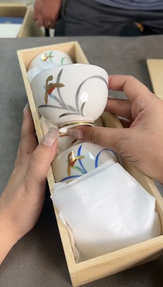 香兰 贵妇人 五杯 原盒