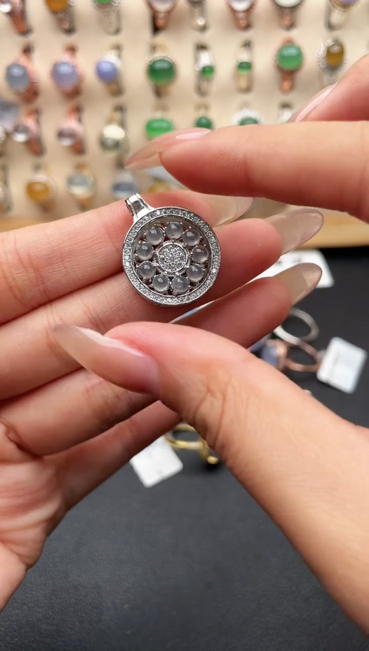 未镶嵌戒指翡翠一物一证一礼盒