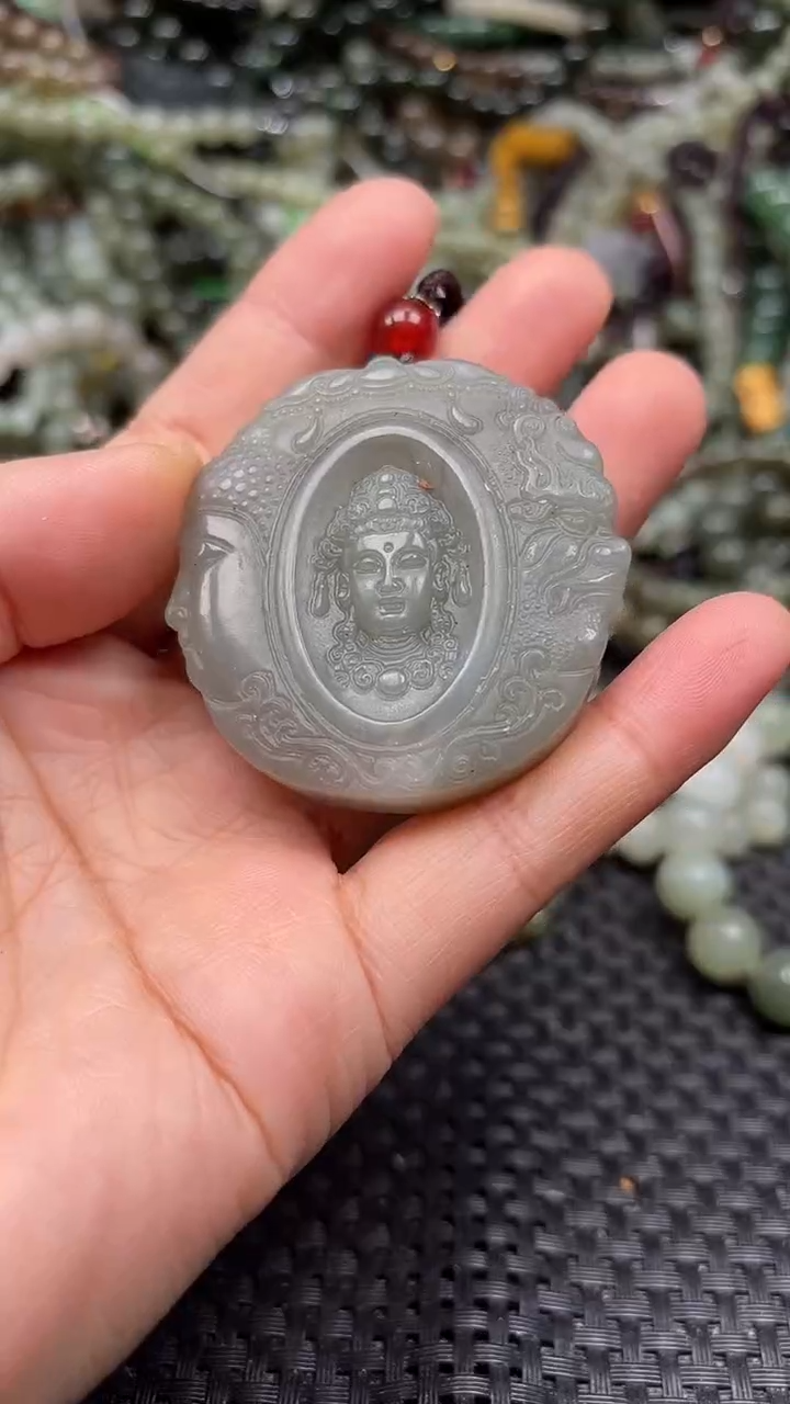 颈饰未镶嵌和田玉1