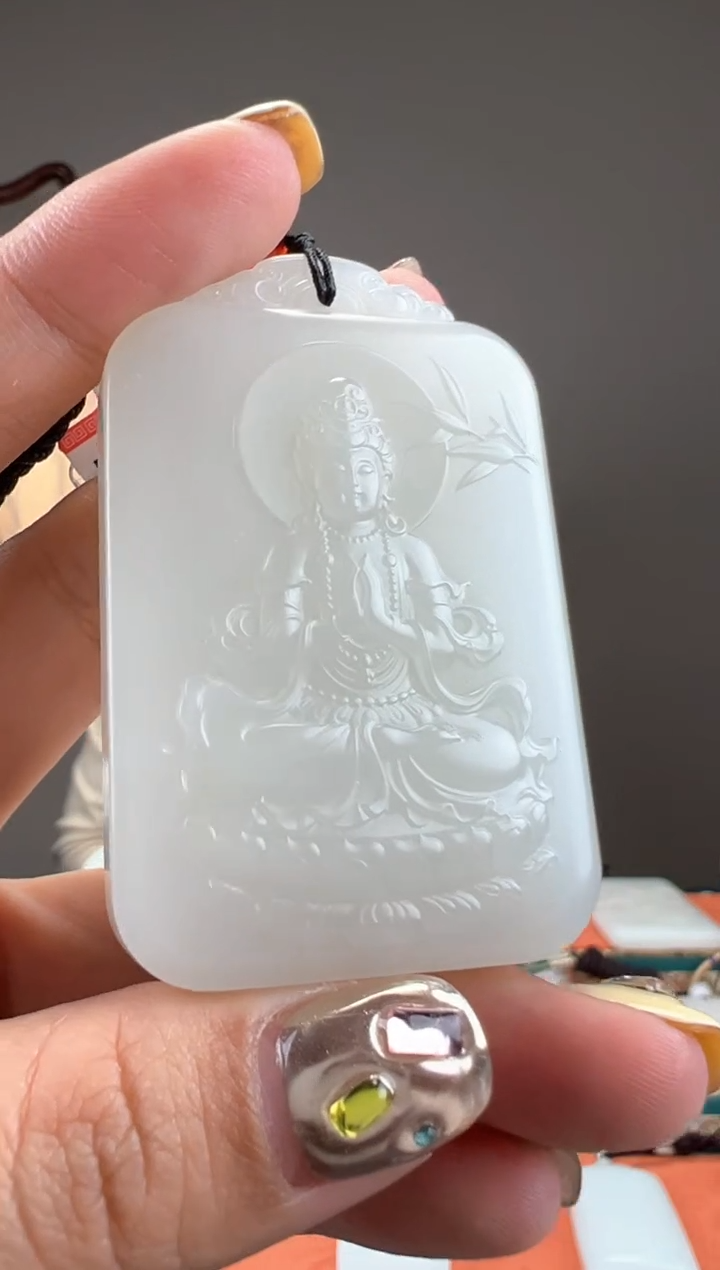 【闪购商品】和田玉颈饰未镶嵌1