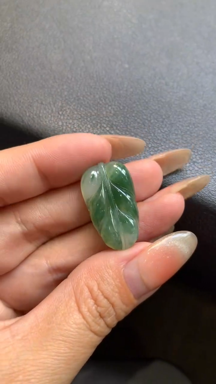 【闪购商品】定制翡翠未镶嵌翡翠