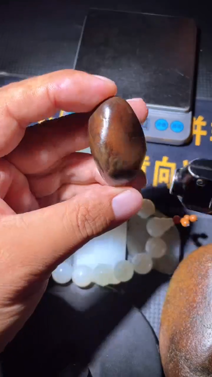 颈饰未镶嵌和田玉和田玉原石