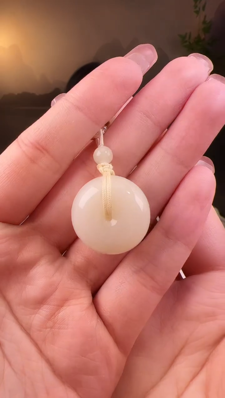 【闪购商品】和田玉颈饰未镶嵌扣123