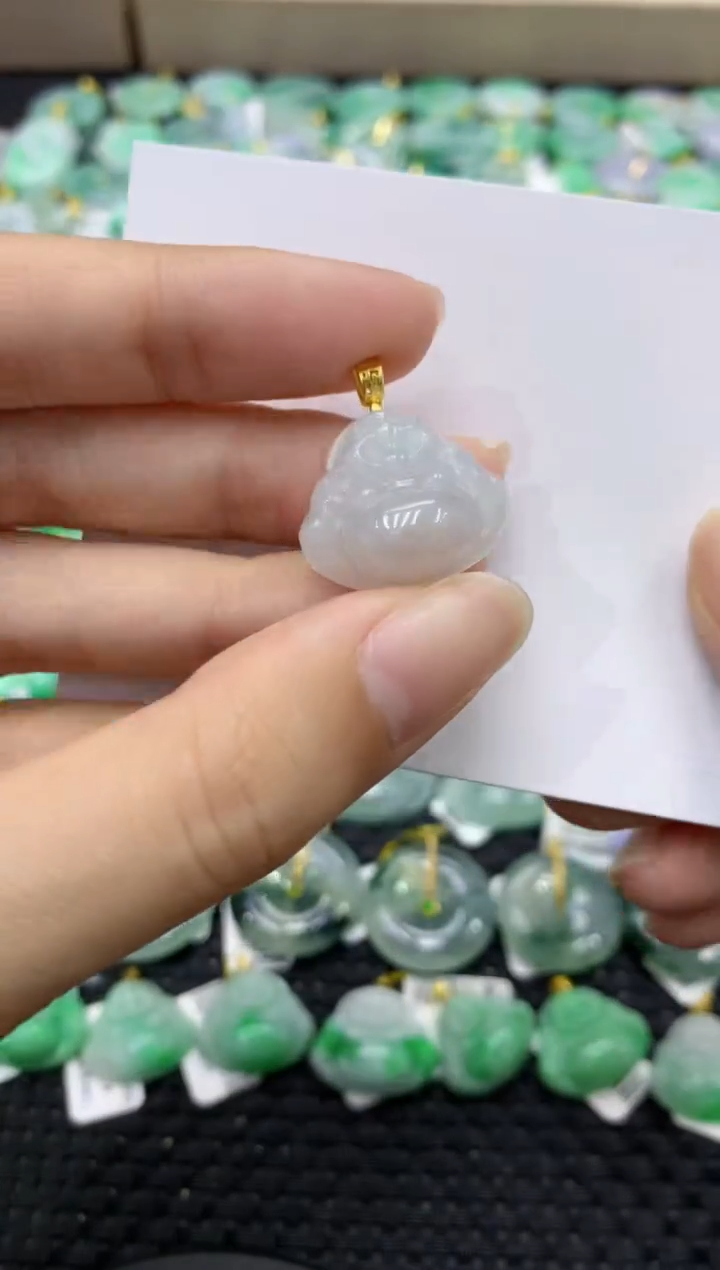 颈饰未镶嵌翡翠天然缅甸翡翠A货