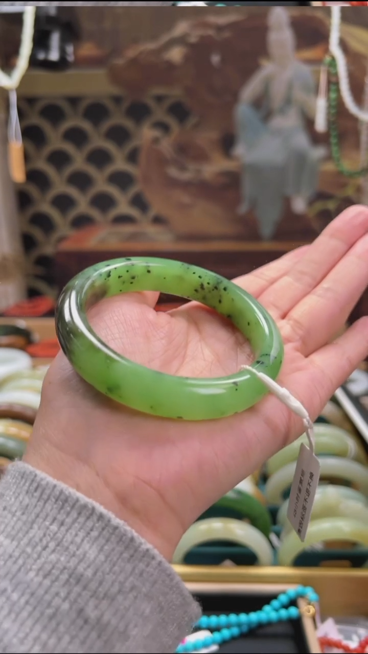 未镶嵌手镯和田玉59