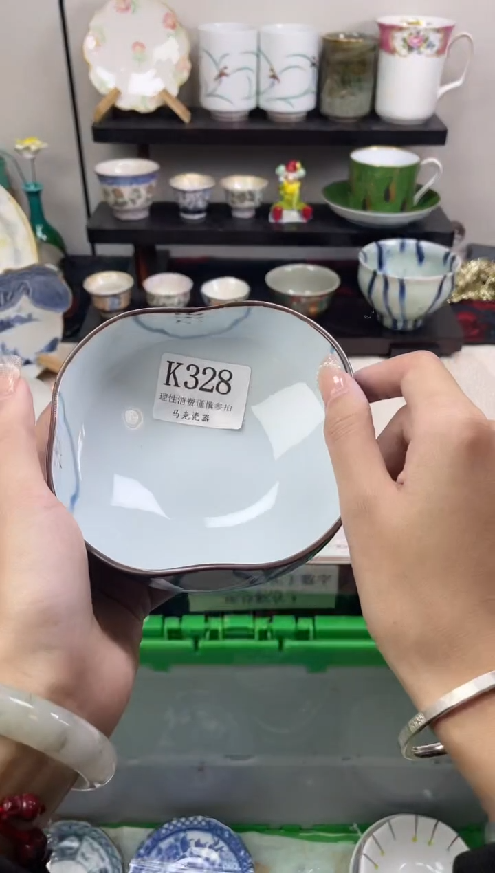瓷片是****～                K328