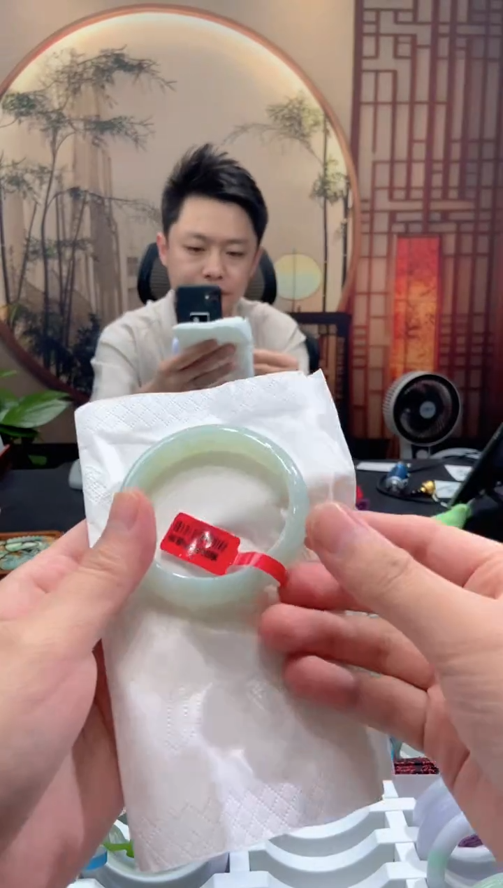 未镶嵌手镯翡翠000078071