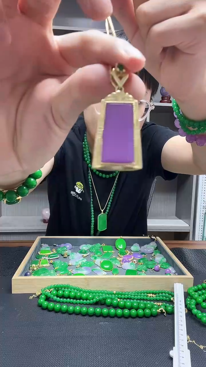 翡翠14K金镶嵌吊坠(赠链)吊坠