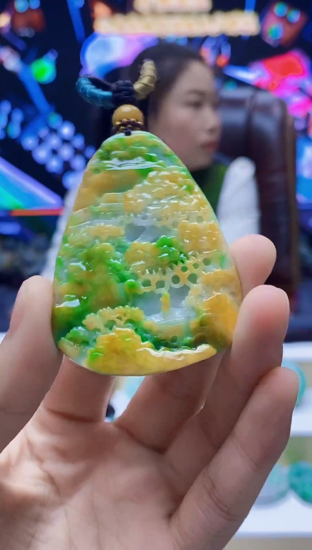 未镶嵌定制翡翠-毛货挂件5