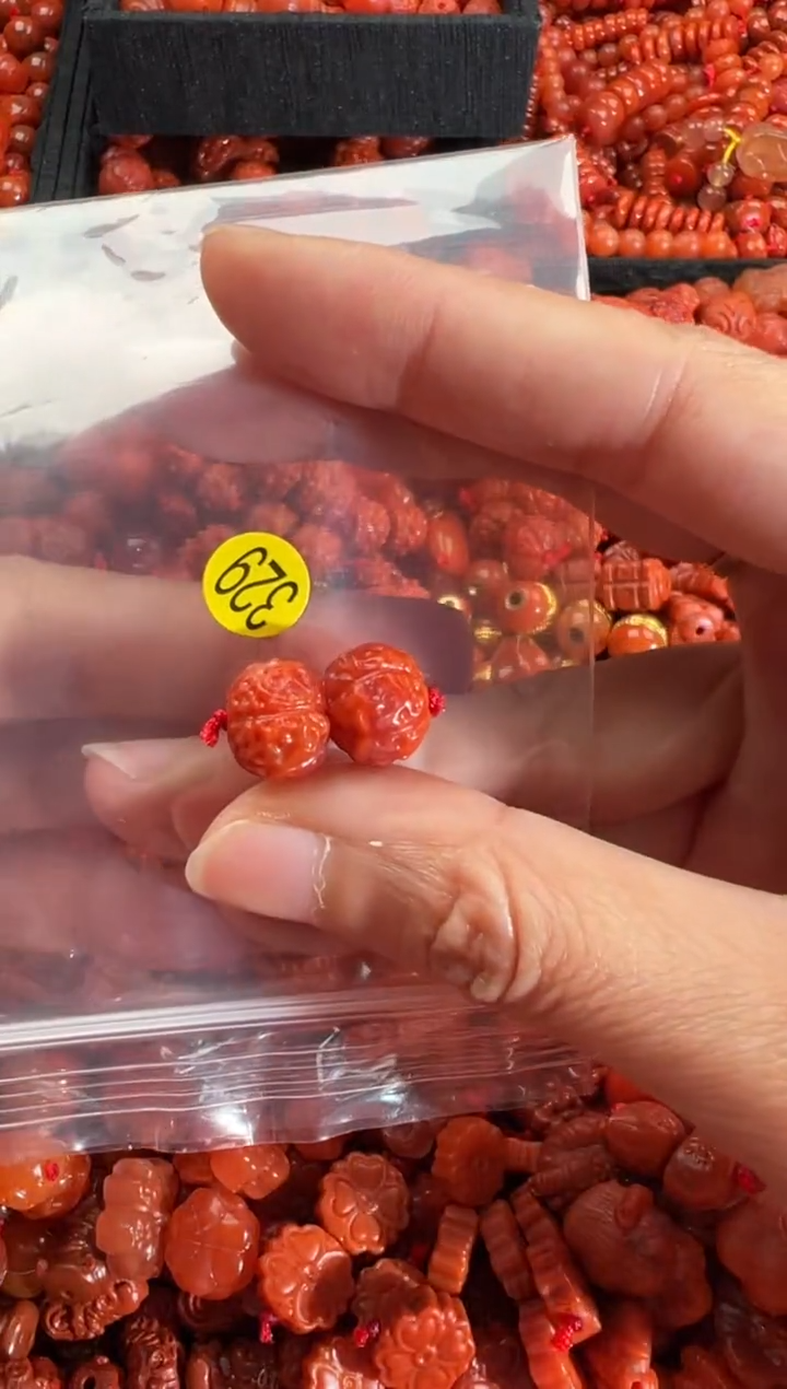 【闪购商品】南红玛瑙颈饰未镶嵌2