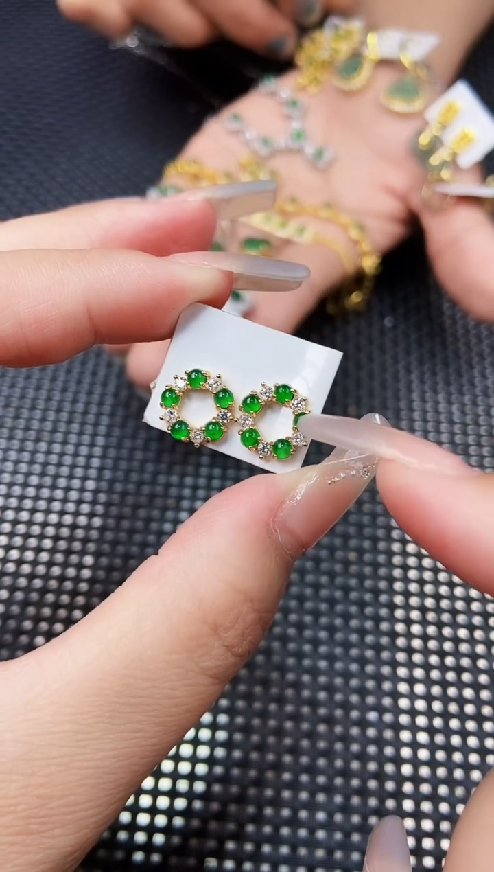 【闪购商品】翡翠未镶嵌耳饰111111111