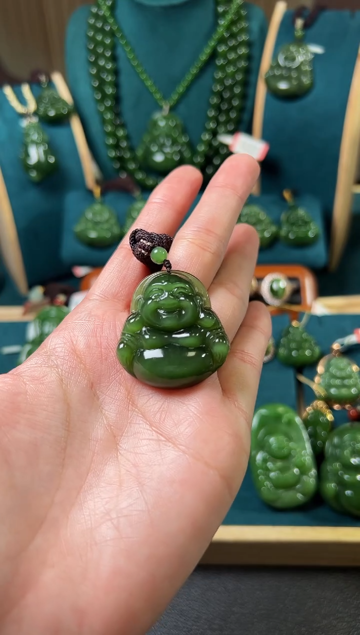 【闪购商品】和田玉（碧玉）颈饰未镶嵌碧玉33×34×11左右