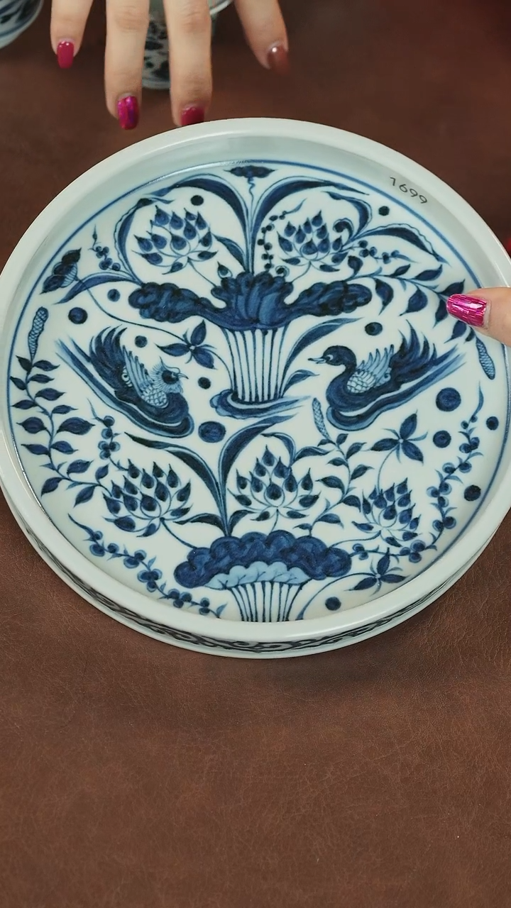 【闪购商品】青花鸳鸯鱼藻纹壶承