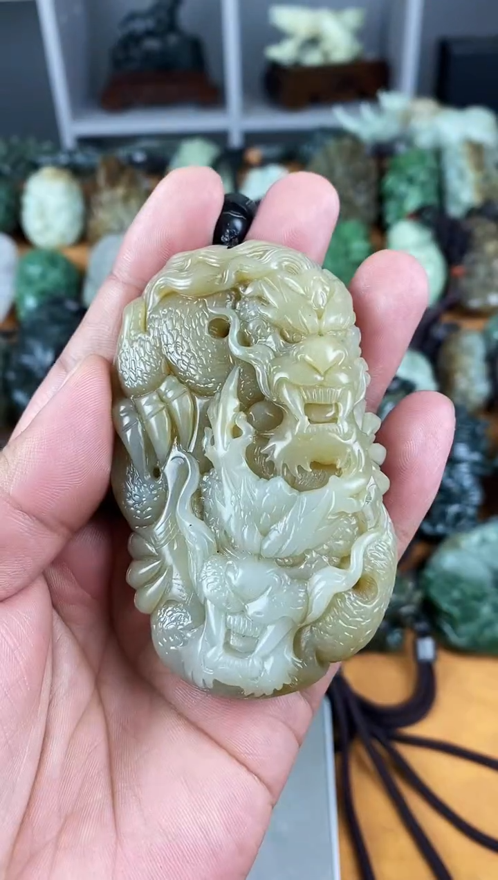 未镶嵌和田玉挂件1